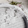 Guipure lace flowers - widh 4,2cm - white - 1 meter