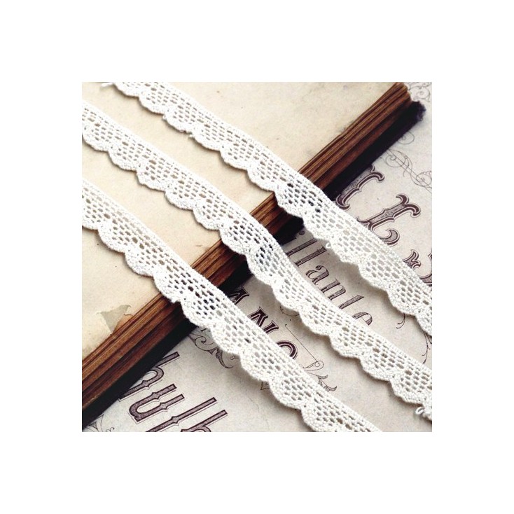 Cotton lace - natural - 1 meter
