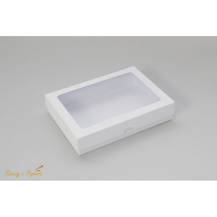 A box for a card C6 with a window,high 12,4x17,2x3,5 white - Rzeczy z Papieru